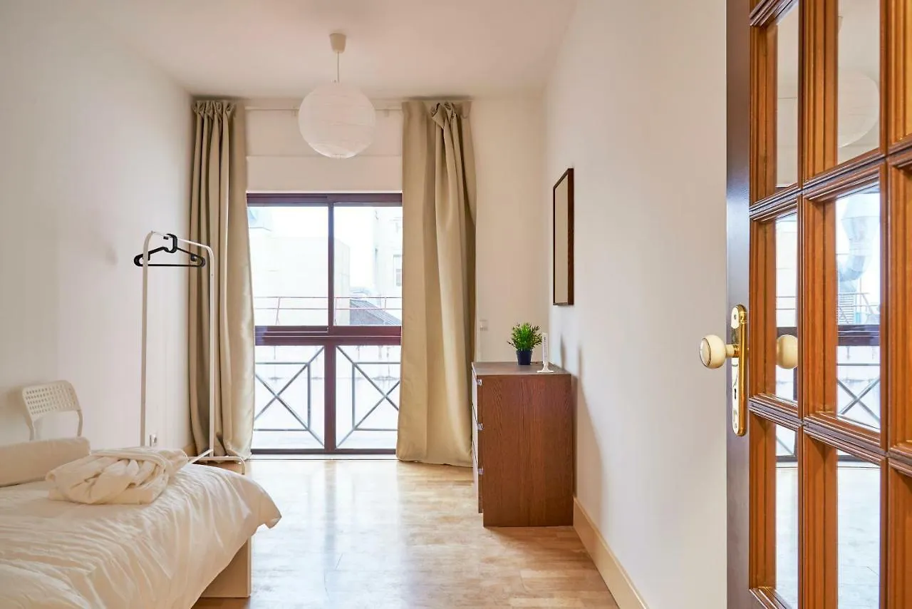 Campo Pequeno Avenida Hotel Lisbon 3*,