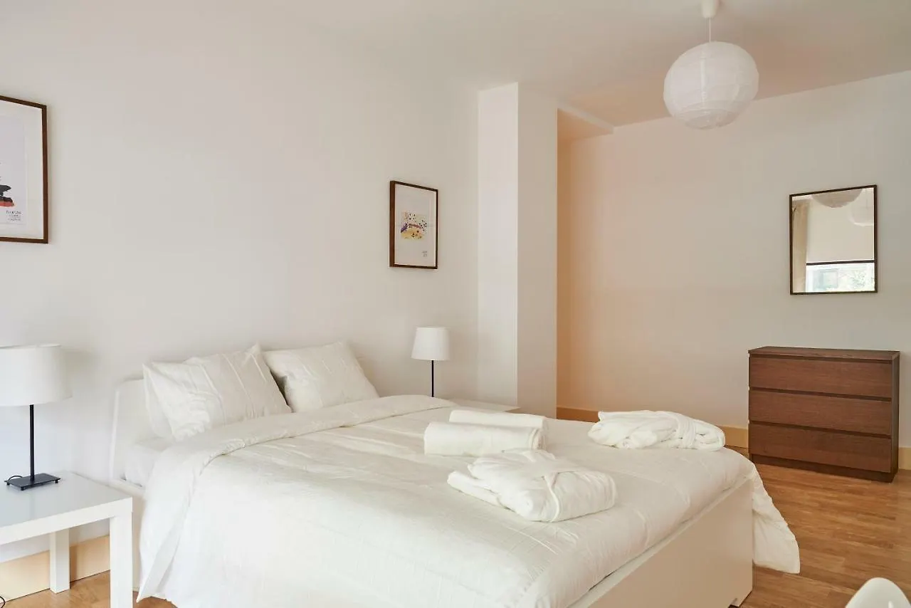 Campo Pequeno Avenida Hotel Lisbon Guest house